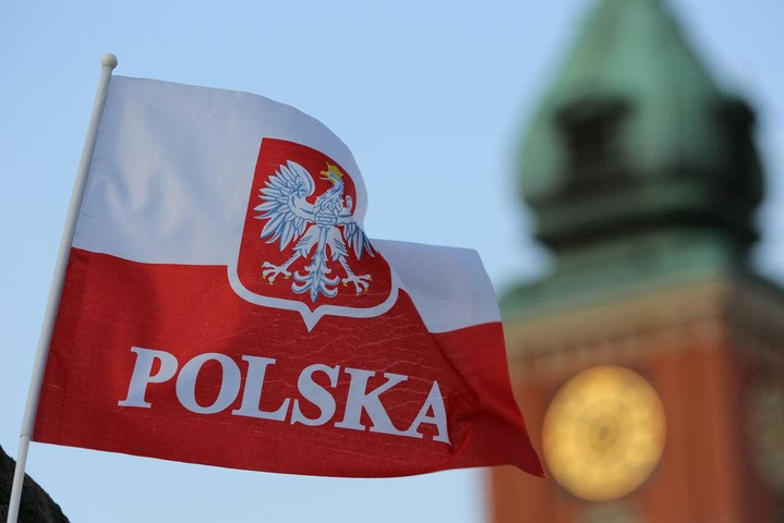 Спрос на работу в Польше вырос на 40%. Чем привлекают работодатели 