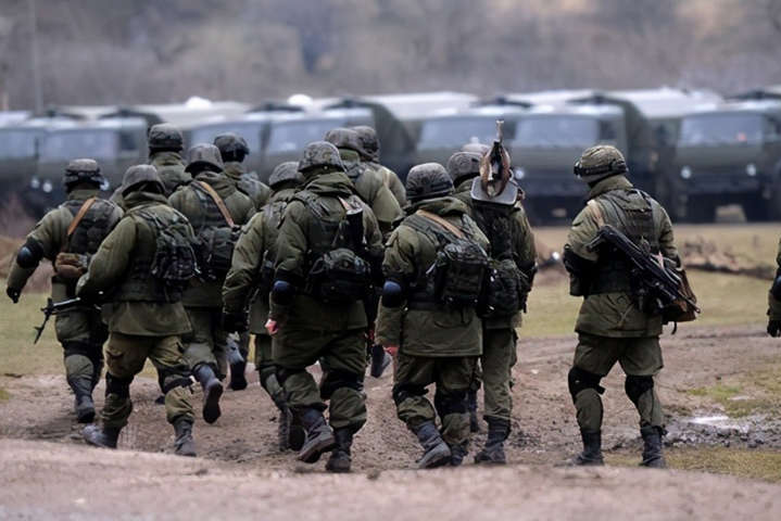 У Росії не вистачає сил на велику війну. Міжнародний військовий експерт пояснив, що стримує Путіна