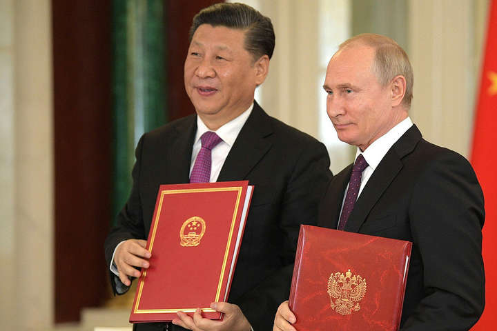 Стало відомо, яку перемогу везе Путін з Китаю