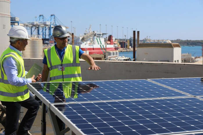 Виробник сонячних модулів дав 40-річну гарантію на свою продукцію