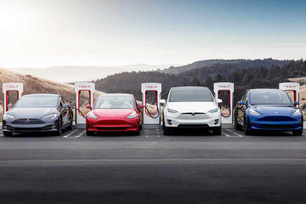 Tesla відкличе ще понад 26 тисяч електромобілів. Названо причину