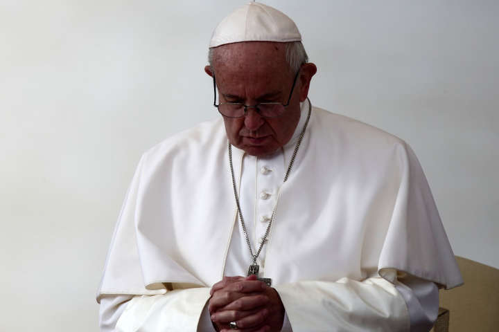 Папа Римський здійснив мовчазну молитву за мир в Україні