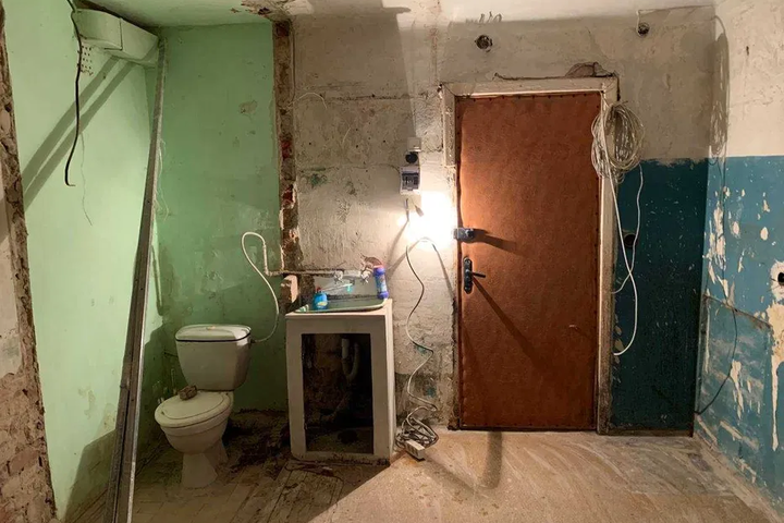 У Києві продають «смарт-квартиру» з туалетом у передпокої (фото) 
