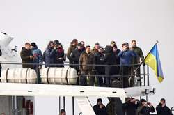 Зеленський вийшов у море на військовому судні (фото)