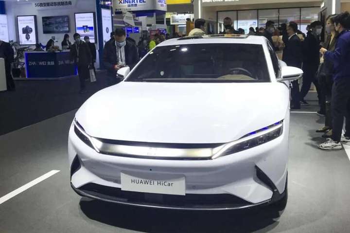 Німецький автовиробник може купити китайського розробника автопілотів