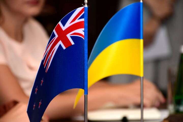 Австралія закриває посольство у Львові і закликає своїх громадян виїхати з України