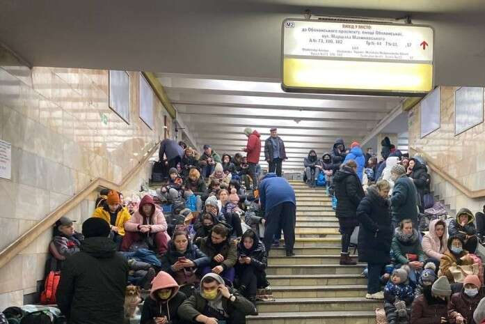 Кличко закликав бізнес надати допомогу киянам, які перебувають в укриттях та метро