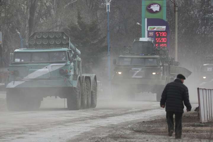 Українські військові ведуть бій з російськими окупантами в районі Енергодару