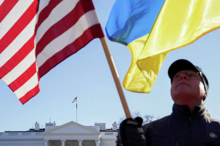 Більшість американців вважають, що НАТО має закрити небо над Україною