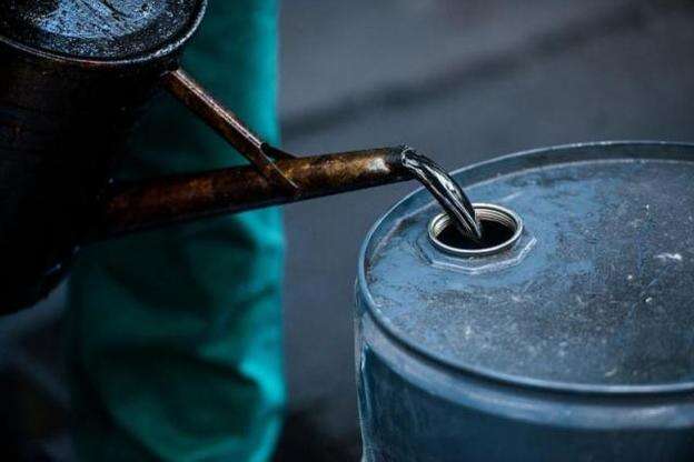 Росія лишилась без покупців своєї нафти