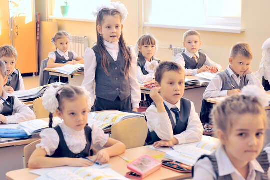 У деяких областях України відновилося навчання