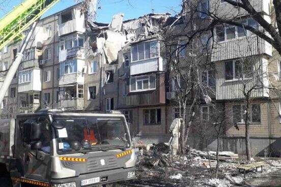 Окупанти знову обстріляли Харків: пошкоджені три багатоповерхівки
