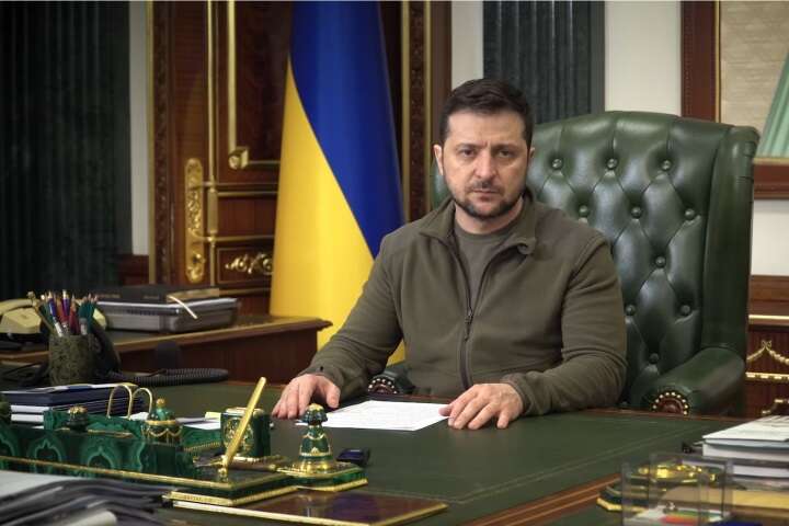 Зеленський прокоментував блокаду Маріуполя: ми не відмовимося від намагань врятувати людей
