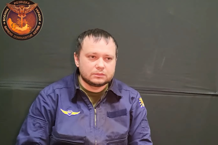 Пленный российский пилот после приземления убил безоружного украинца