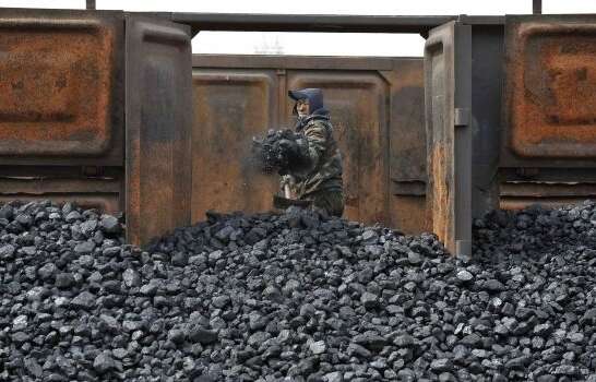Японія скоротить імпорт російського вугілля 