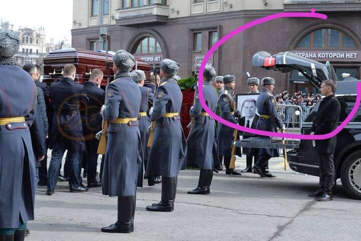 Похорон Жириновського. Символічне фото, що показує майбутнє Росії