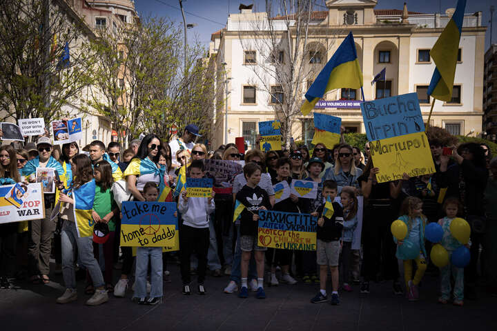 «Остановите геноцид». В испанском Аликанте прошла акция в поддержку Украины