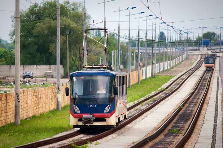 У Києві запустили трамвайний маршрут, який з'єднає Троєщину і Позняки
