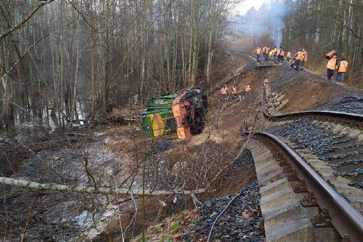 Залізниця, яка «пошкодилась» у Брянську, доставляла військову техніку окупантам в Україну 