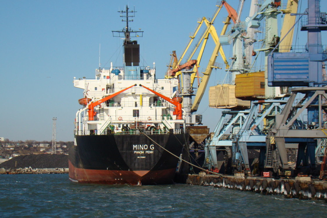 В Україні тимчасово закриті чотири морські порти