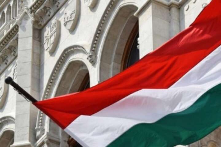Угорщина блокуватиме ініціативу ЄС на обмеження імпорту російської нафти 