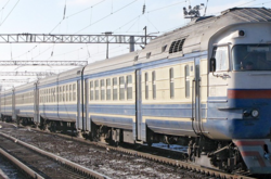 Тимчасово скасовано поїзди та електрички на Одесу та Запоріжжя