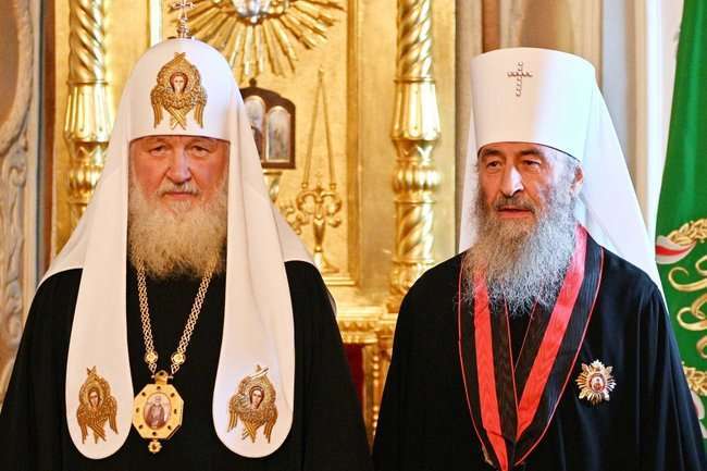 С божьей помощью? Как Гундяев теряет влияние на Московский патриархат
