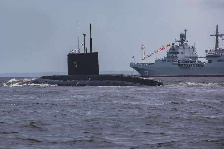 Росія вивела в море дві третини боєздатних підводних човнів Чорноморського флоту