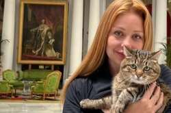 Тина Кароль встретилась со знаменитым котом Степаном
