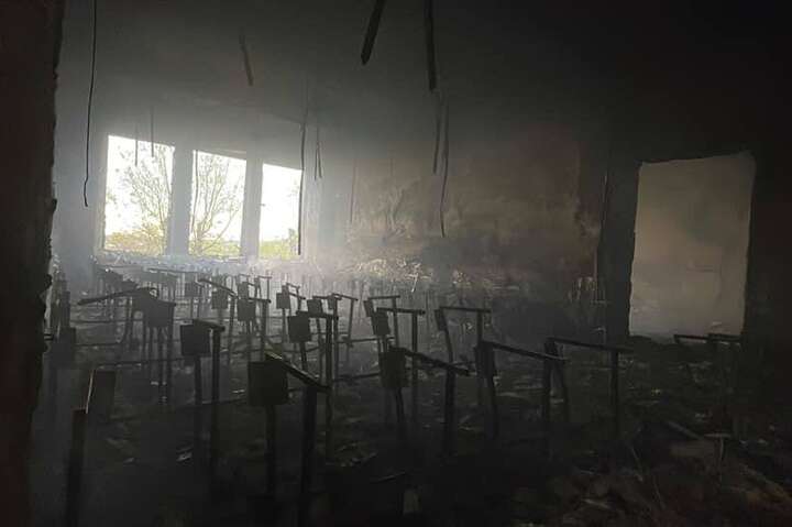 Гайдай показав моторошні кадри зруйнованих шкіл Луганщини (фото)