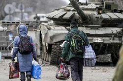 Часть украинцев, вывезенных в Россию, не может вернуться домой: в чем причина