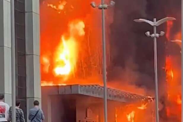 У Москві горить бізнес-центр (відео)
