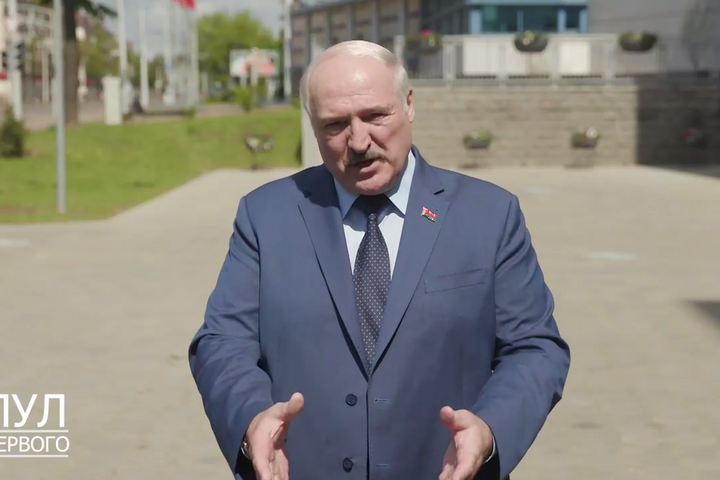 Лукашенко похвалився, нібито це він «підказав» Україні ідею територіальної оборони