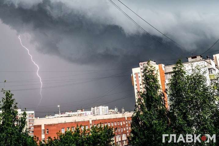 Україну накриють грози: прогноз погоди на 5 червня