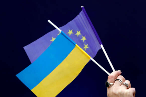 Данія та Нідерланди проти кандидатства України на вступ в ЄС – Bloomberg
