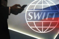 Сегодня ЕС отключает от Swift три российских банка