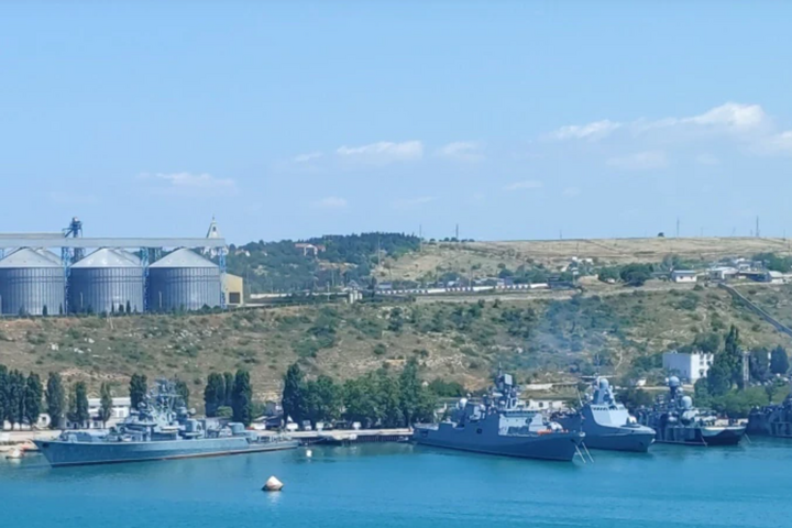 Окупанти вивели в море з Севастополя більшість носіїв ракет «Калібр»