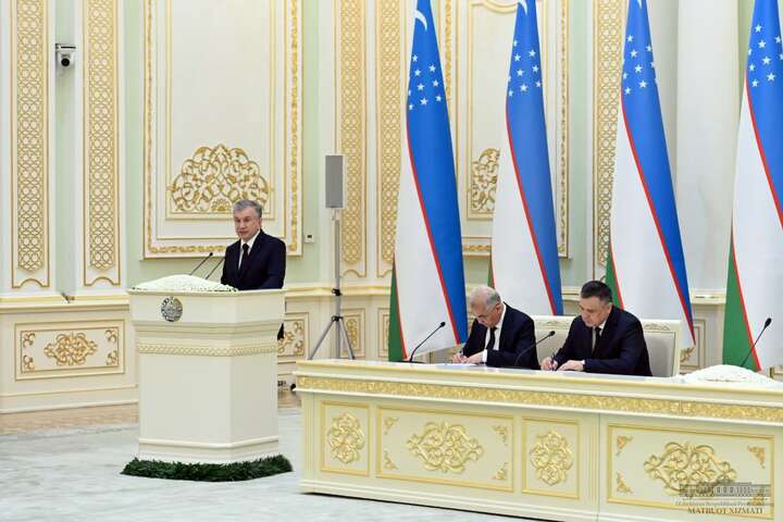 Копіюючи Путіна: президент Узбекистану вирішив «обнулитися» через референдум