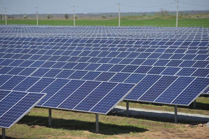 Сонячна електростанція Тоkmak Solar Energy розташовувалась на площі понад 96 га