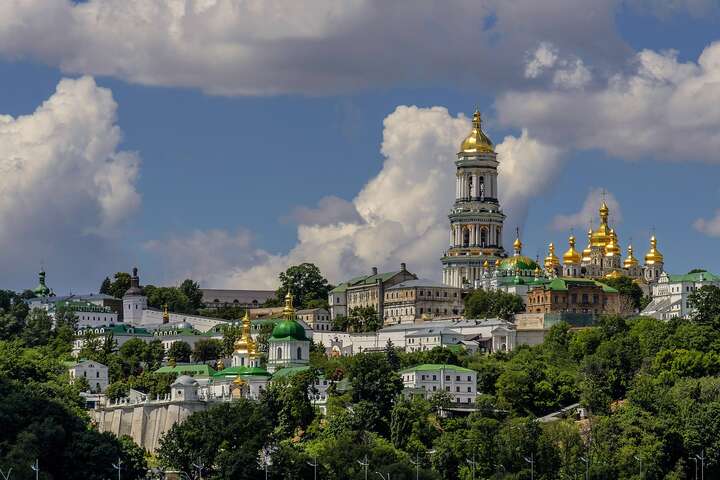 Уряд не бачить законних підстав для розірвання договорів про оренду Києво-Печерської та двох інших лавр, які зараз використовуються Московською церквою