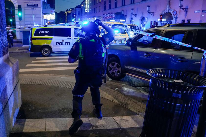 В Осло сталася стрілянина у барі. Є загиблі та поранені
