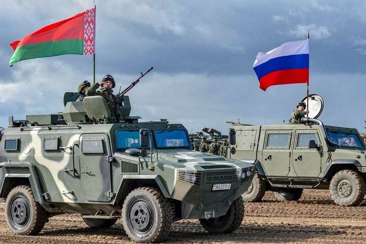Росія збільшує військову присутність в Білорусі, – розвідка