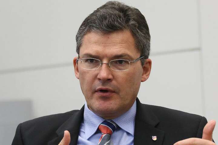 Депутат Бундестага требует расследовать намеренное создание энергозависимости Германии от России