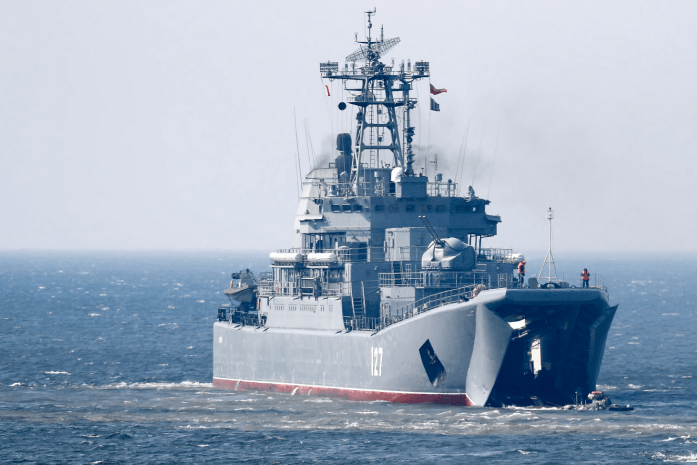 Угруповання РФ у Чорному морі посилилося трьома десантними кораблями