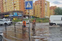 Вулиці Тернополя затопила злива