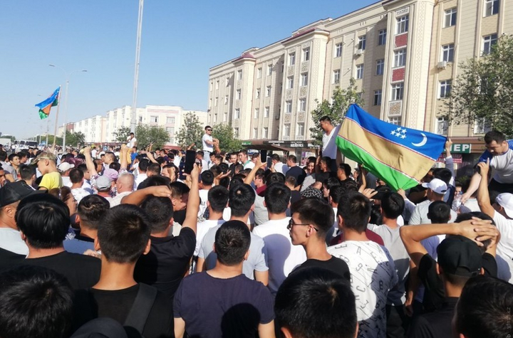 Протесты в Узбекистане: власти сообщили о тысячах пострадавших