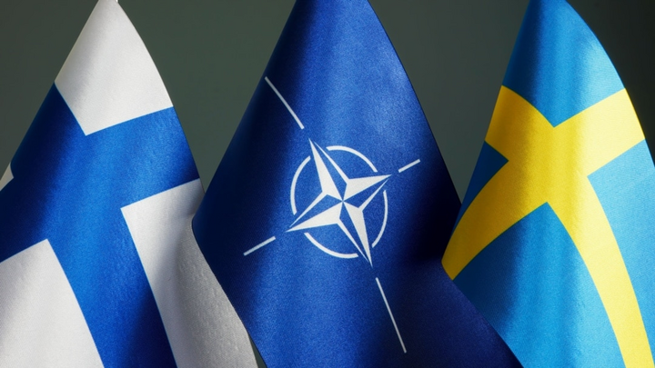 Россия уже угрожает новому члену НАТО обстрелами мирных граждан
