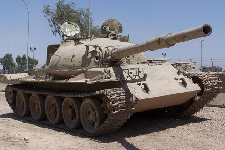 Последнее сражение для Т-62. Зачем Путин гонит старые танки в Украину