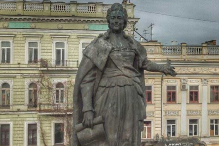 Скандал вокруг памятника Екатерине II: открылись новые детали