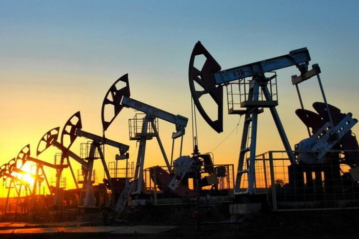 Чи зможе РФ повністю відновити експорт нафти до Європи: роз’яснення експерта